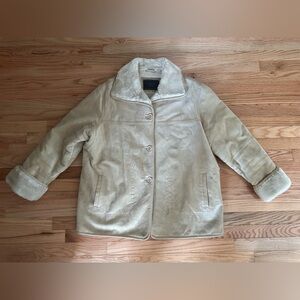 Avanti New York Women’s XL Fur Lined Leather Button Up Jacket